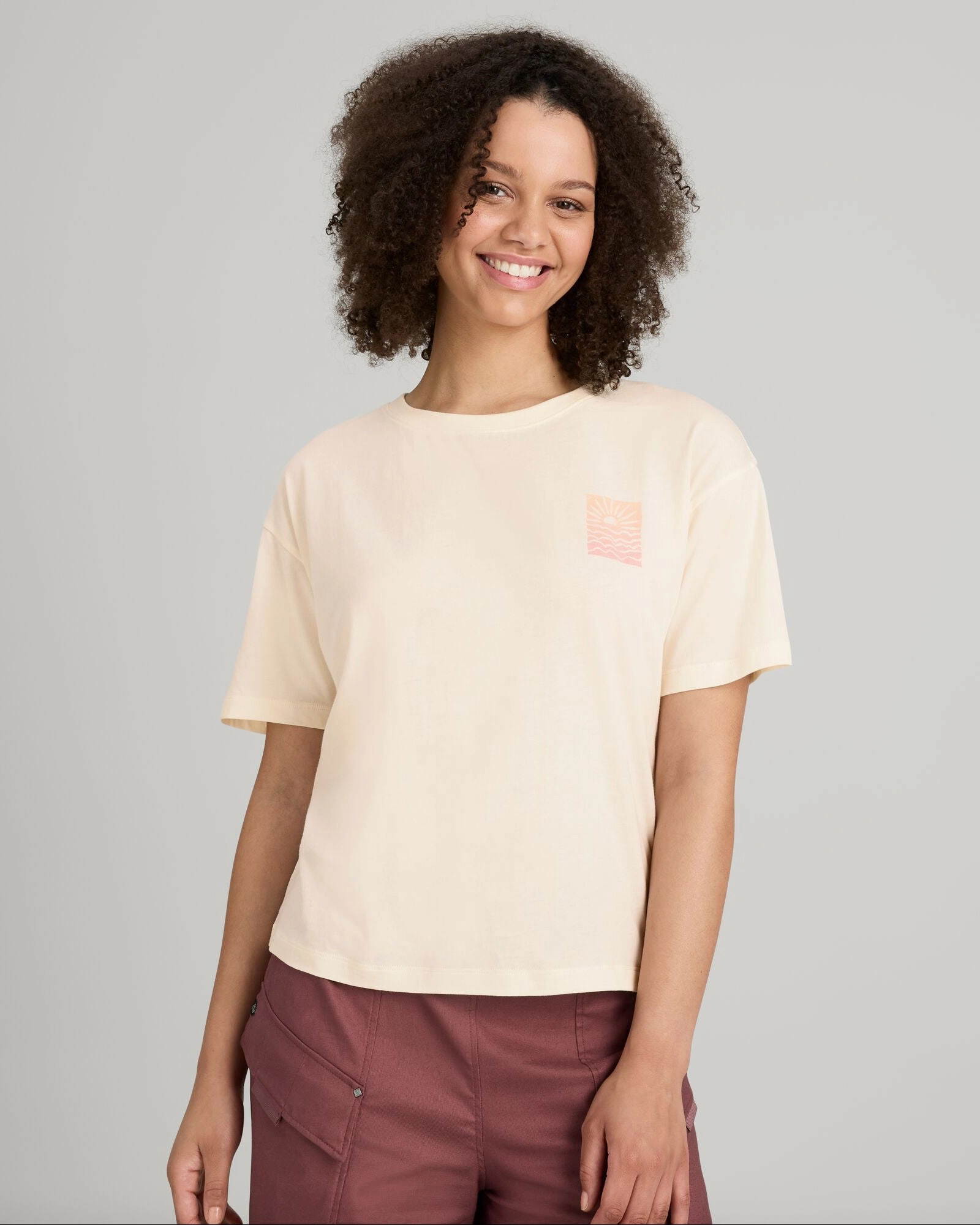 Women's Sunrise Flower Organic Cotton T-shirt - Natural Retro nostalgia