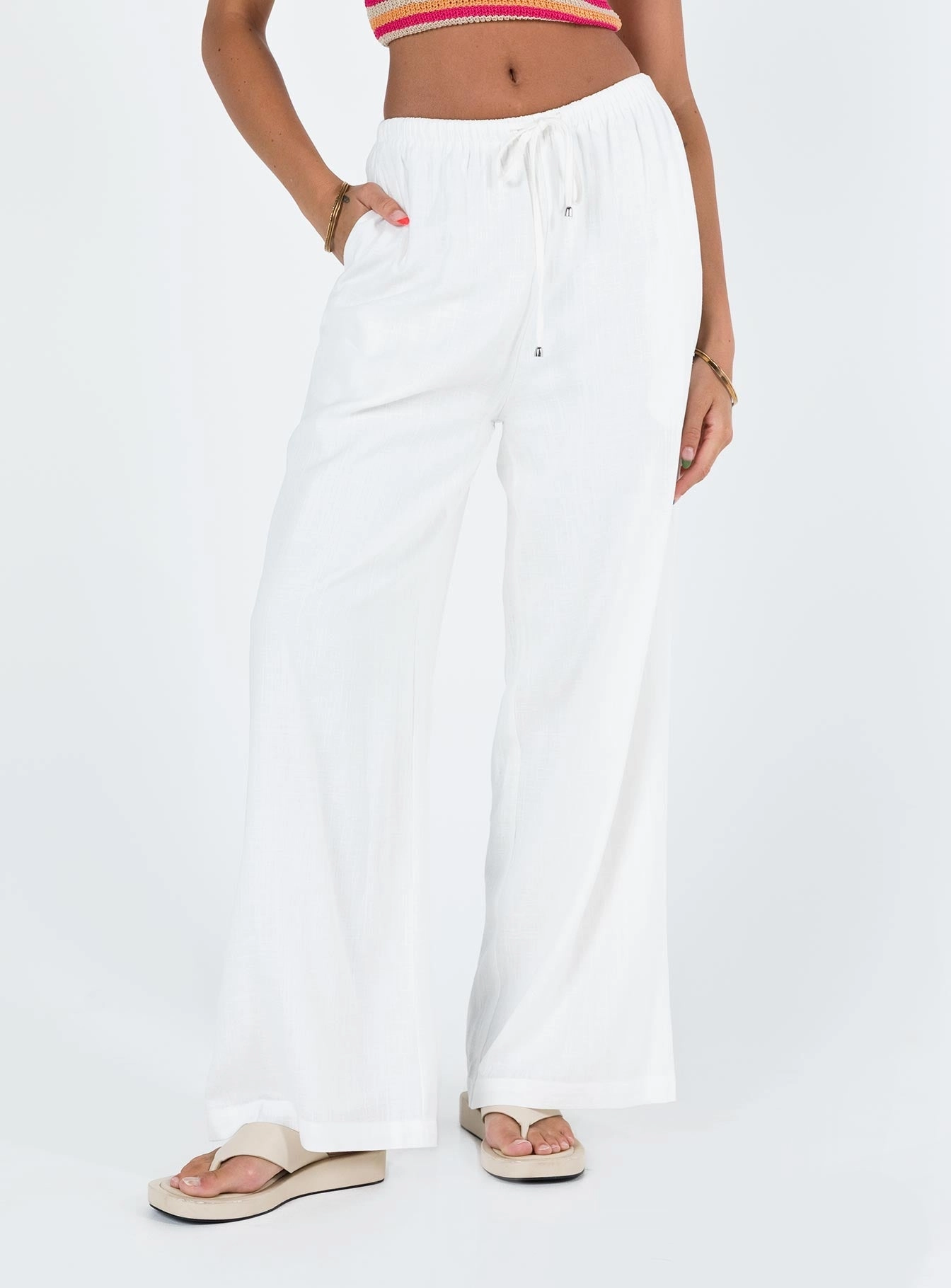 Outdoor Fit Ogilvie Linen Blend Pants White Petite