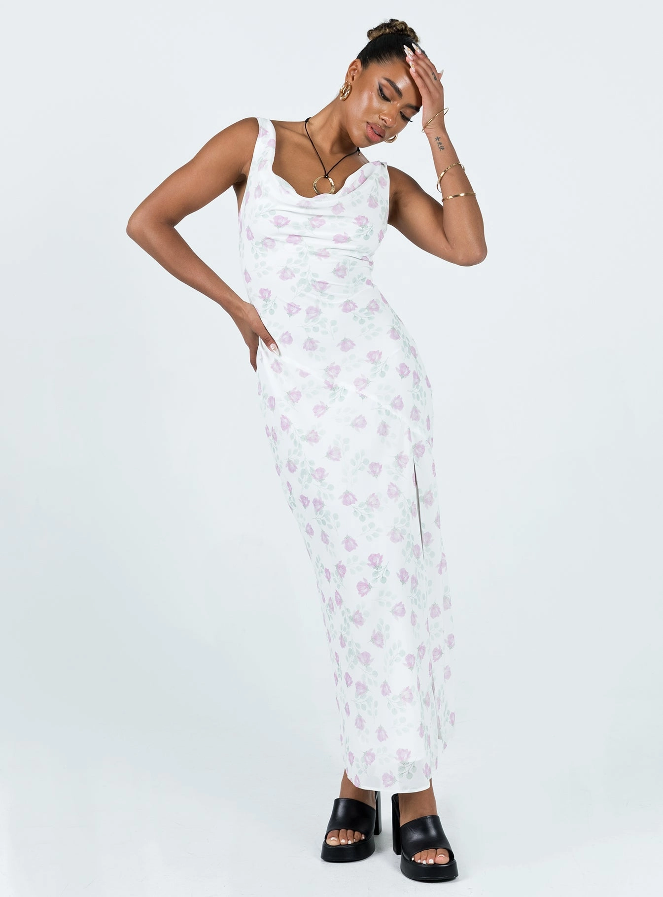 FadeResistantColor Asbyn Maxi Dress White Floral