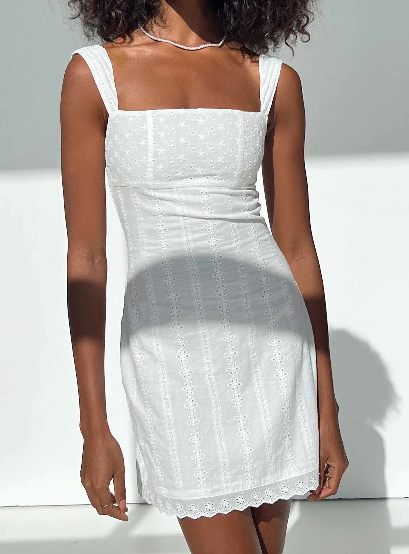 Slimming Shape Eye Catching Allegro Mini Dress White