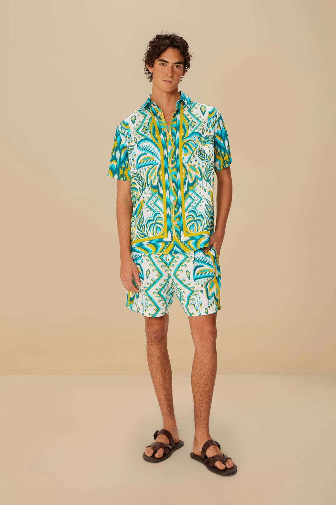 Relaxed Fit Quick Layer Sand Tropical Tapestry LENZING? ECOVERO? Euroflax? Shorts