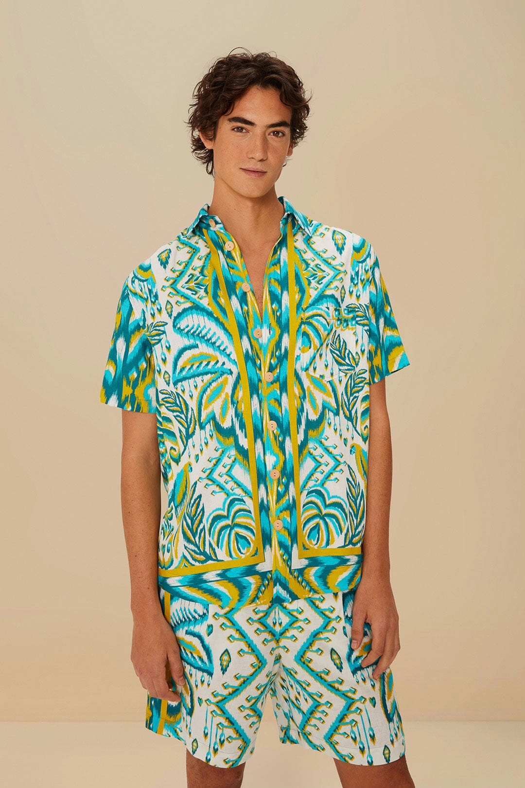 Sand Tropical Tapestry LENZING? ECOVERO? Euroflax? Shorts fall shorts