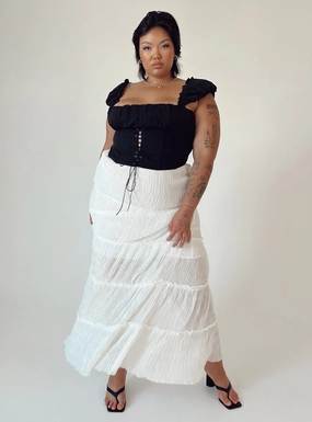 Sun Down Mid Rise Maxi Skirt Curve White Outdoor Gathering Minimalist Style