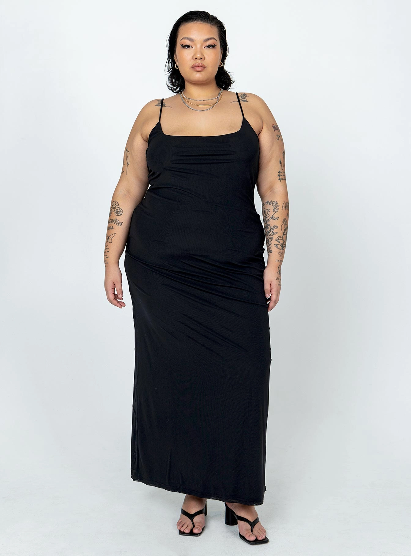Calm Energy Neutral Form Knox Maxi Dress Black Curve
