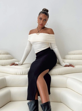 Timeless Touch Tanna Midi Skirt Black