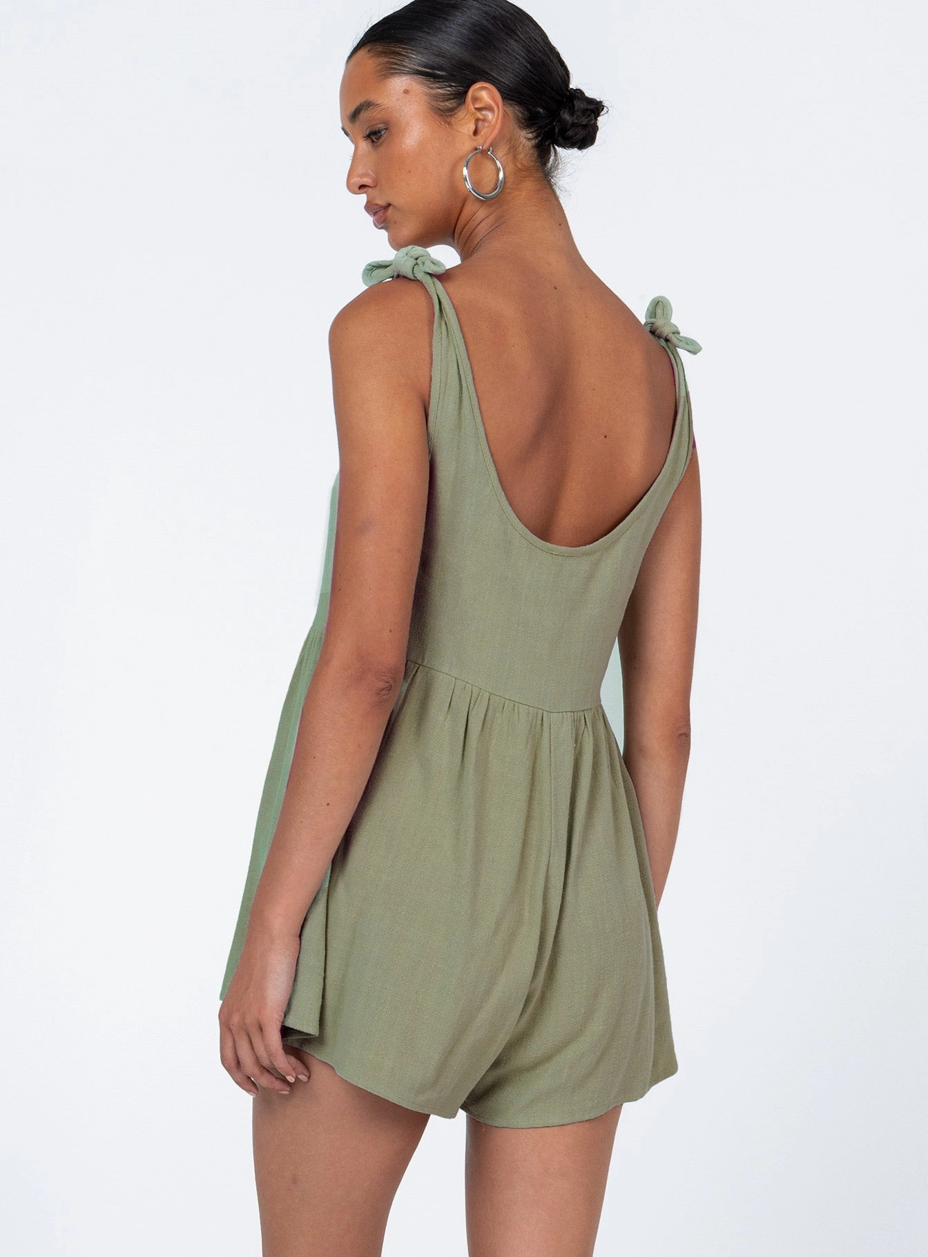 Tay Romper Sage Perfect Layer Unique Cut