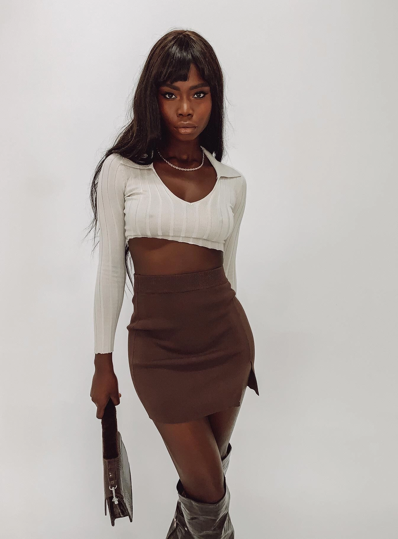 The Lola Mini Skirt Coco Basic Layers Simple Outfit