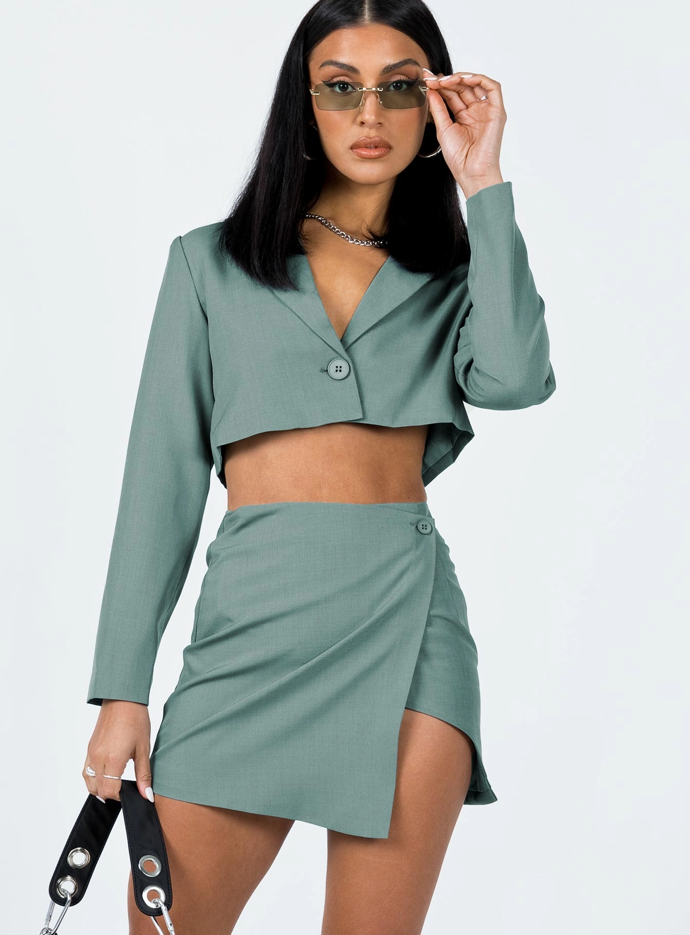 The Reggie Mini Skirt Slate Airy Look