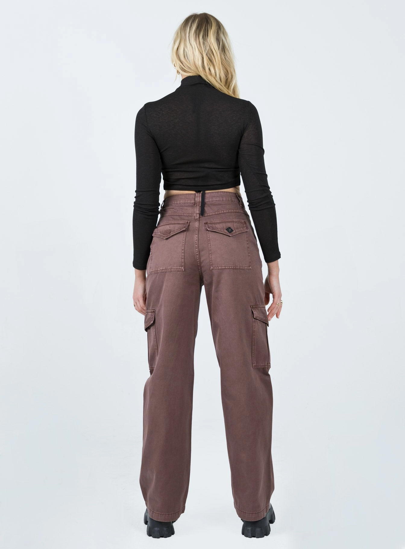 Abrand 94 High & Wide Cargo Cocoa Anytime Look