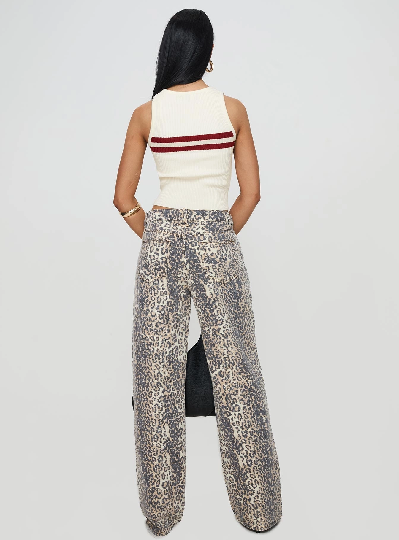 Lifestyle Ready Universal Look Top Model Low Rise Straight Leg Jeans Leopard Fade