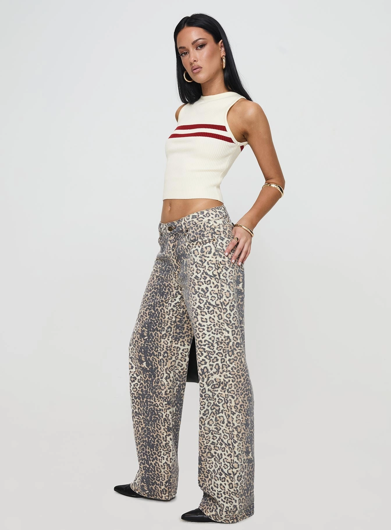 Top Model Low Rise Straight Leg Jeans Leopard Fade Stretch Minimalist Secure Closure System