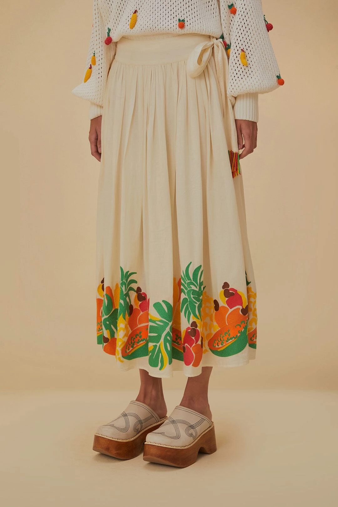 Smooth Layer Embroidered Fruits Side Bow Midi Skirt