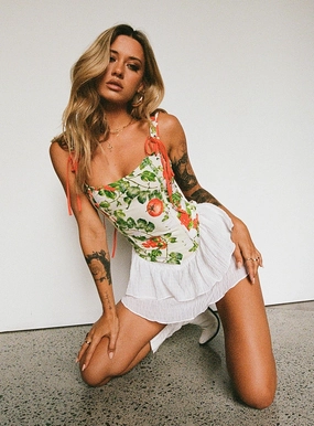 Field Landing Skirt Ivory Airy Feel Outfit Focused