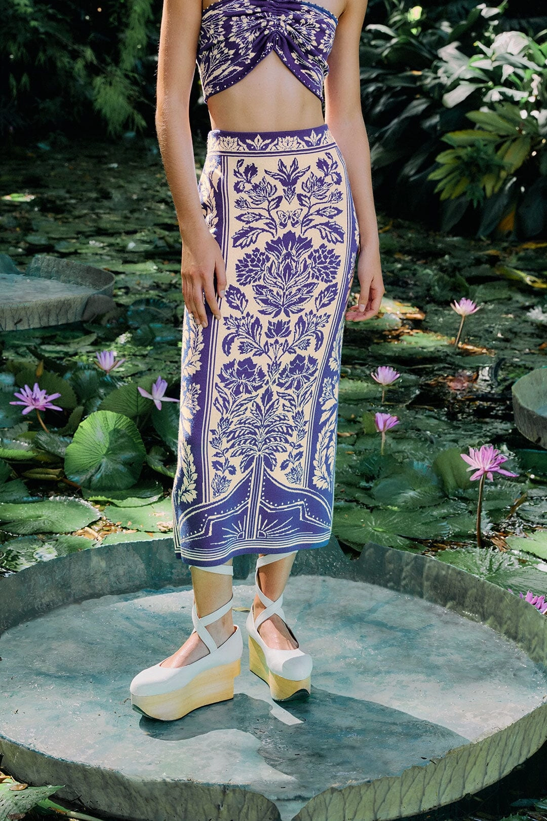 Style Fusion Off-White Delicate Tapestry Knit Skirt