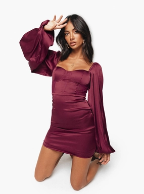 Karuah Long Sleeve Mini Dress Burgundy Bold Cut Clean Tone