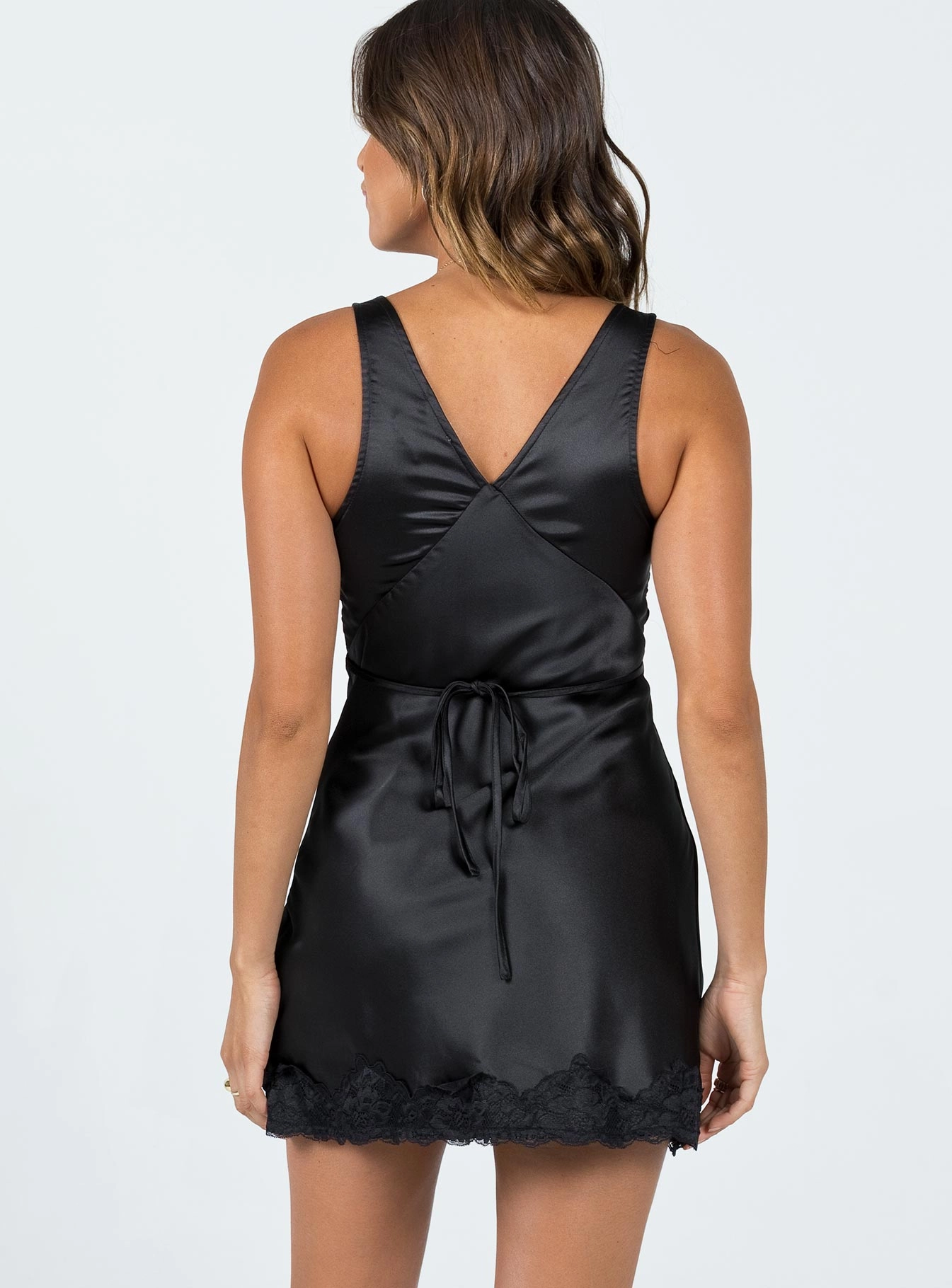 Loose Fit Light Outfit Athenia Mini Dress Black