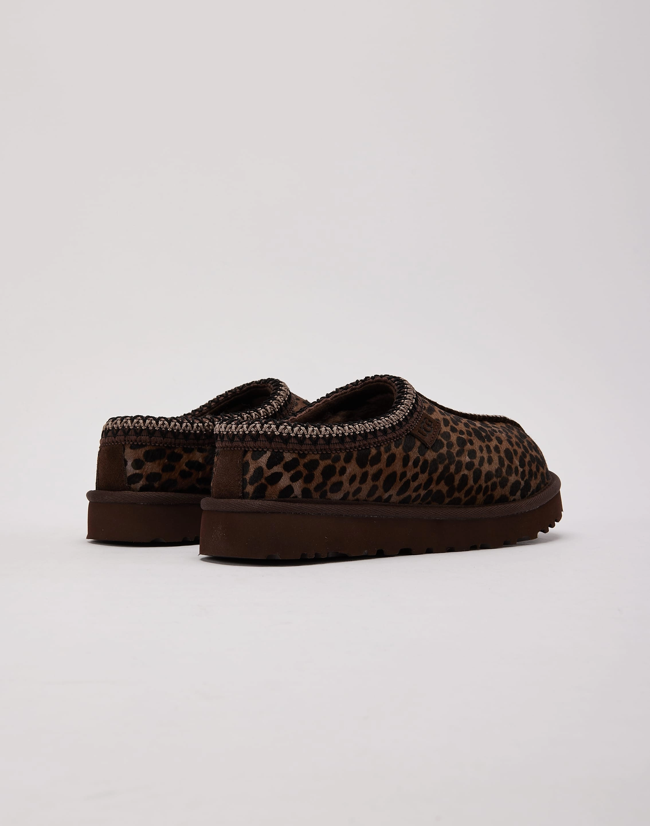 On The Way Stable Motion UGG Tasman Caspian Slippers