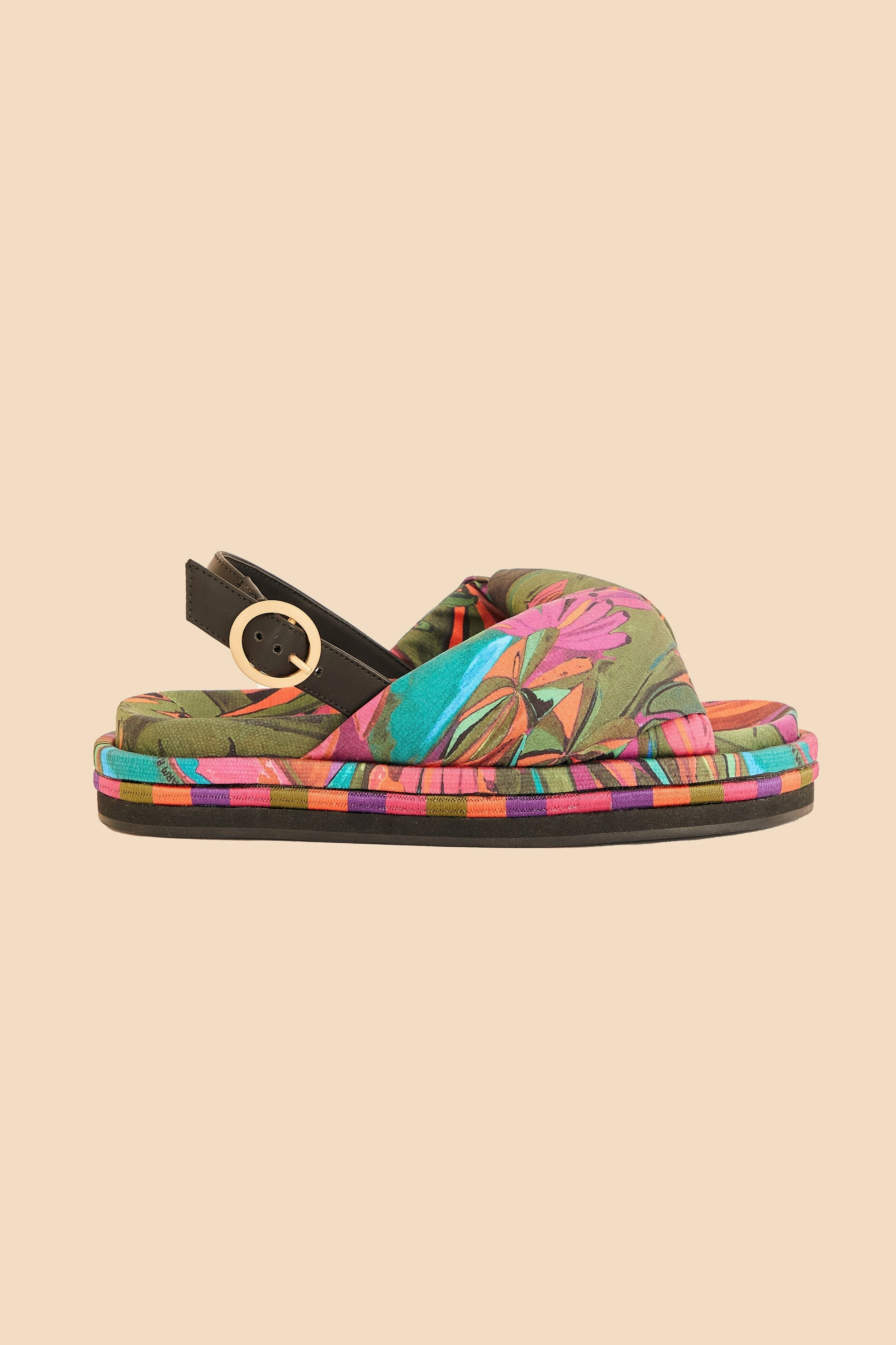 Banana Leaves Puffy Flat Sandal Weight Distribution System Urban Casual