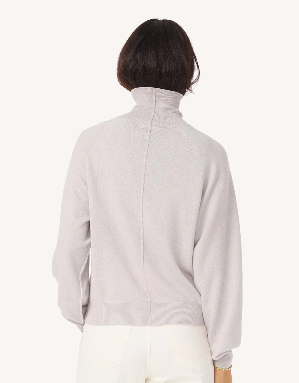 Unsubscribed Everyday-Weight Cashmere Raglan Turtleneck Winter Style Winter Comfort Wear