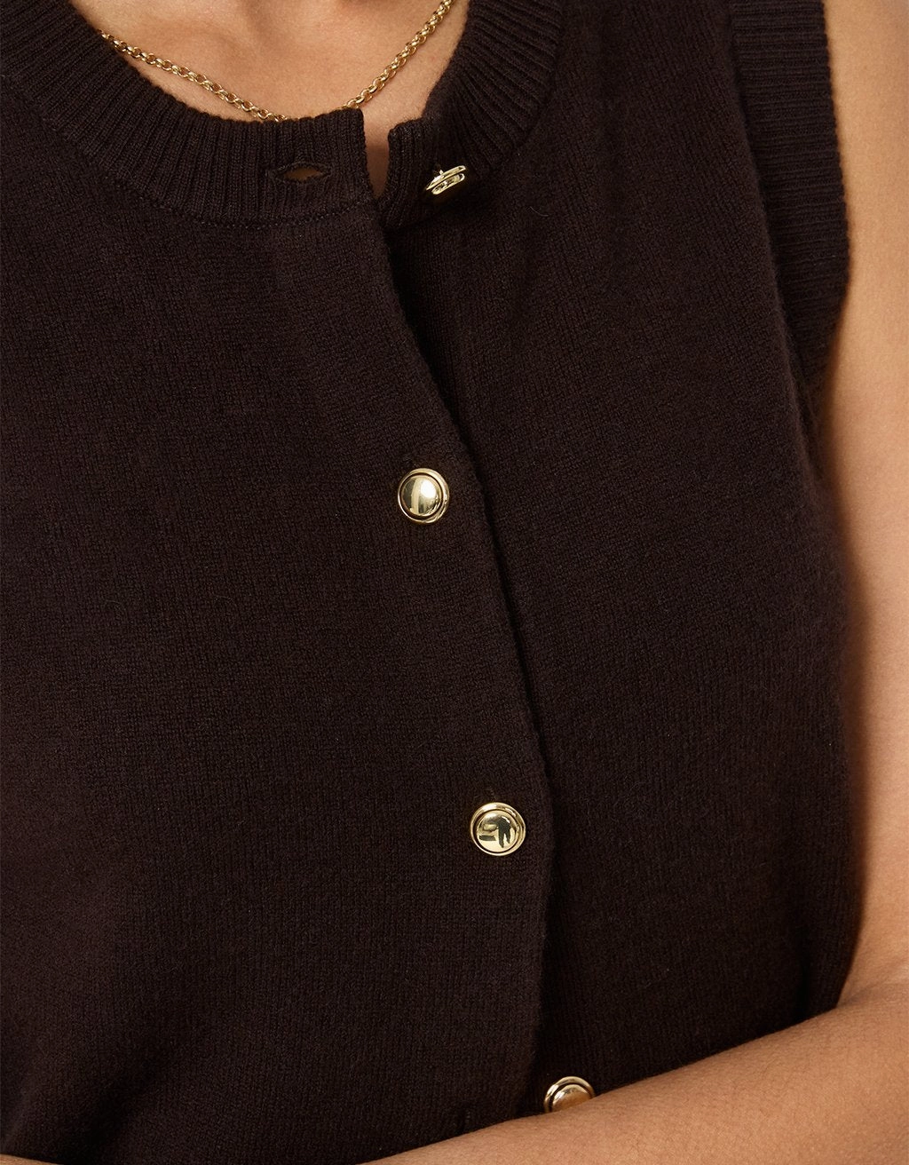 Sleek Stretch Fit Unsubscribed Everyday-Weight Cashmere Sweater Vest