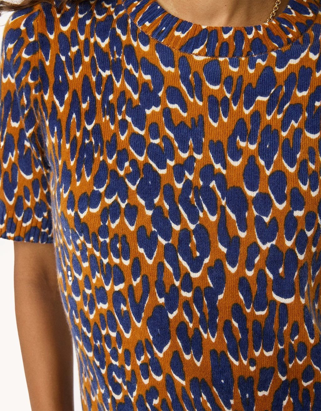 Sleek Design Unsubscribed Everyday-Weight Cashmere Tee