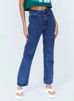 Uptown Jeans Versatile Outfit