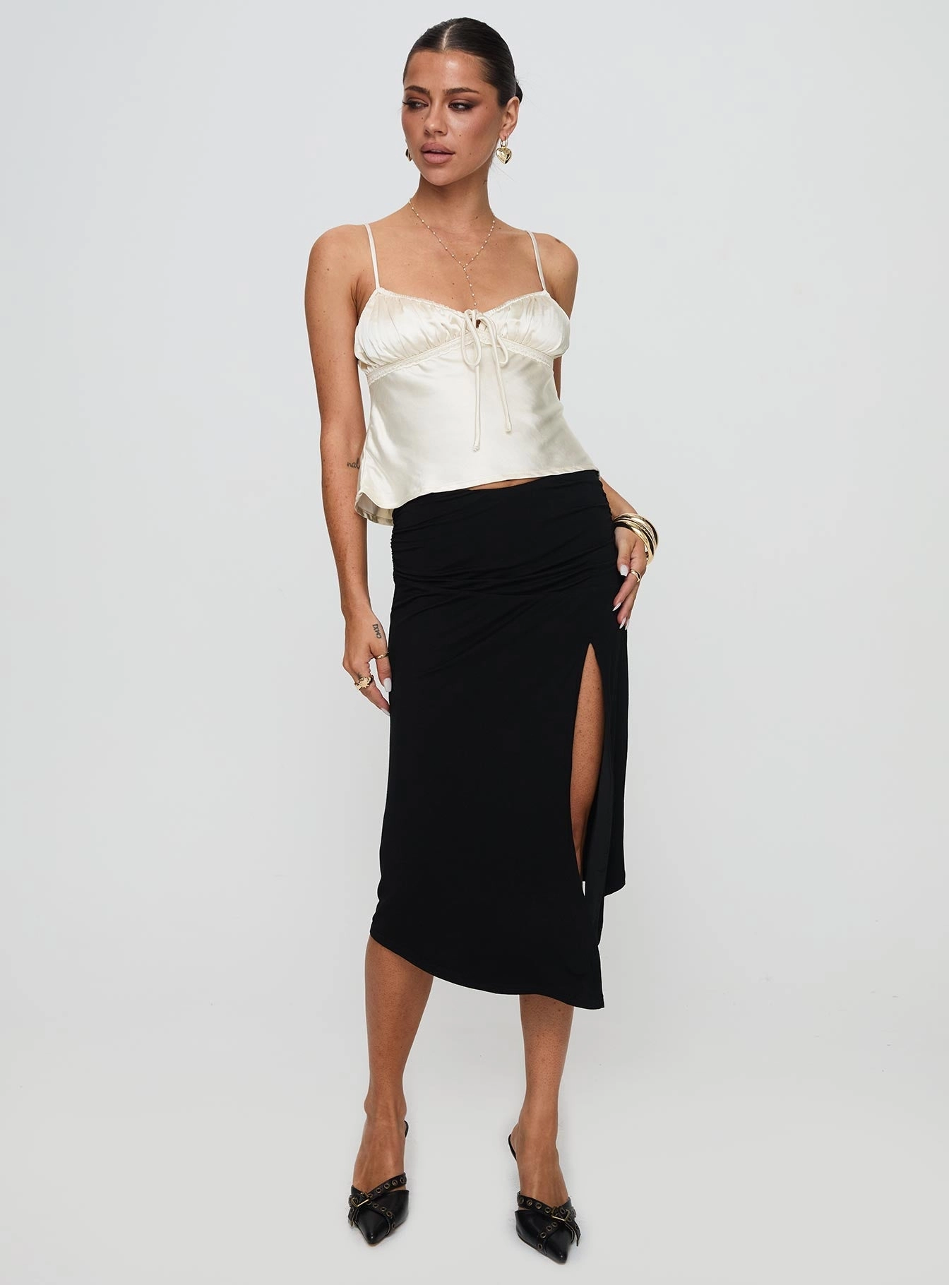 Everyday Style Venissa Ruched Midi Skirt Black