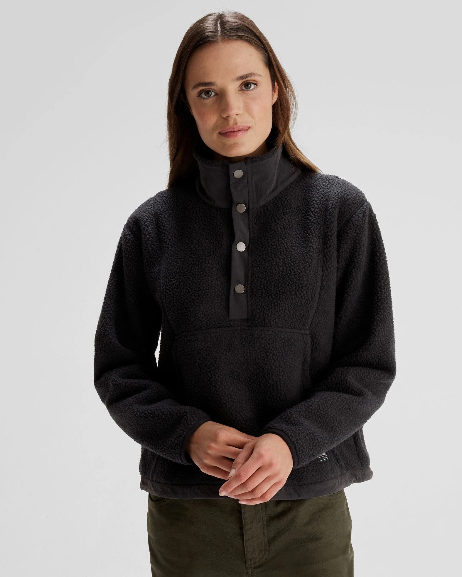 Outdoor Fit Women's Co-Z High Pile Pullover  - Black
