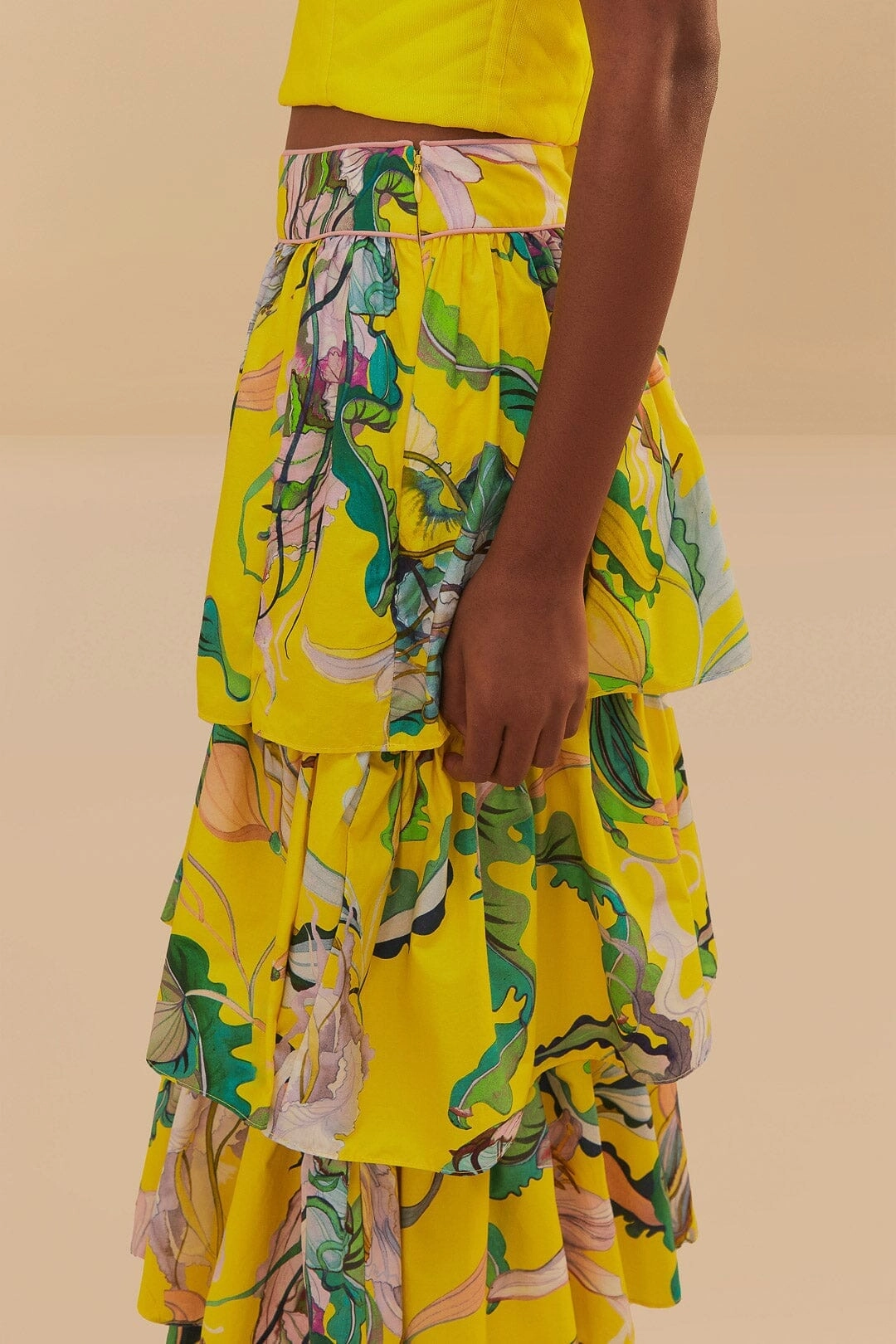 Yellow Jellyfish Bouquet Maxi Skirt Outfit Mix