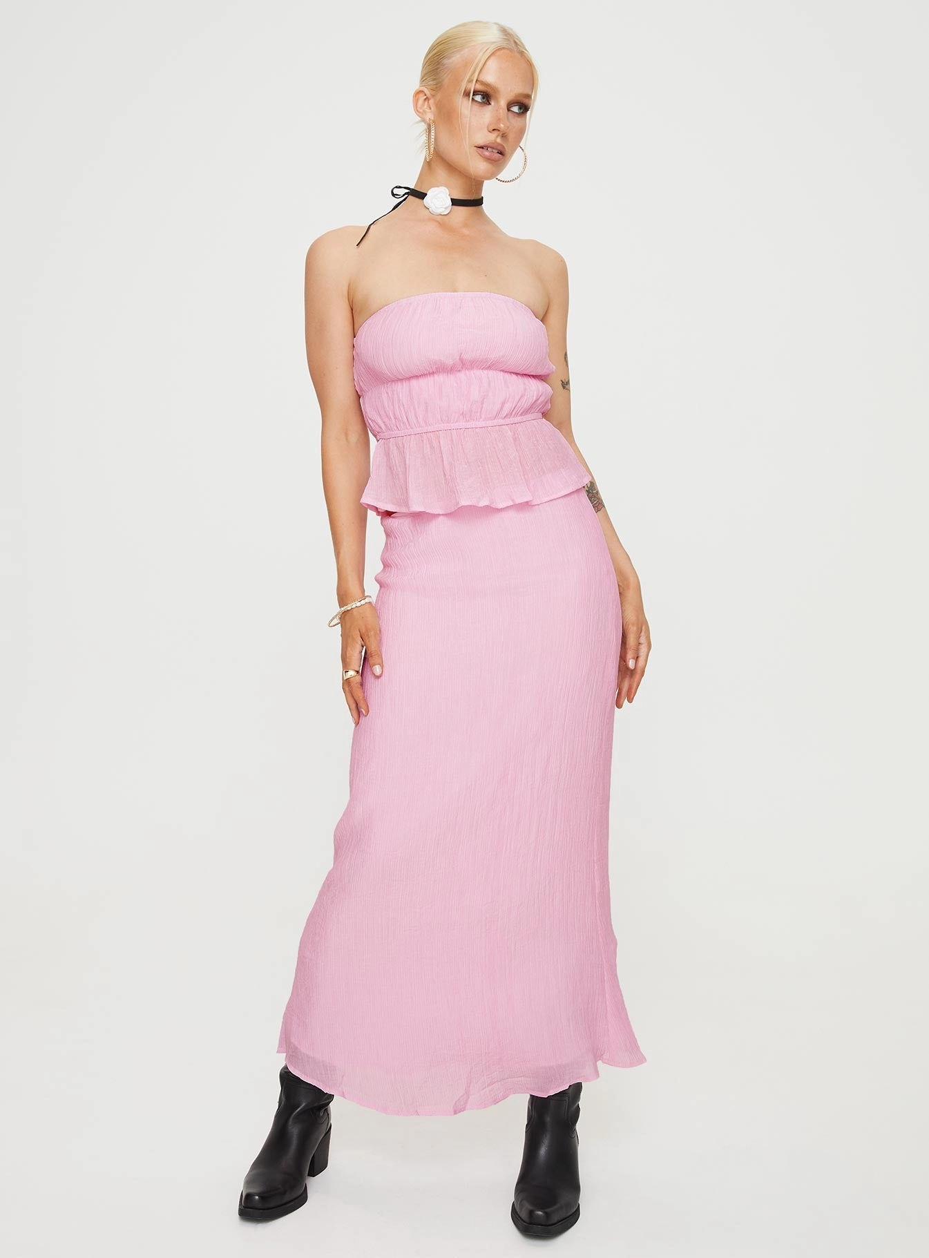 Relaxed Look Light Outfit Weekend Travels Set Pink