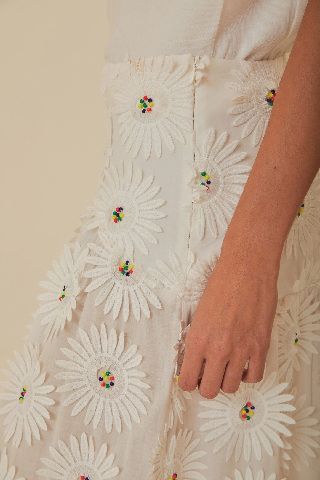 Clean Mood hypoallergenic material White Daisy 3D Flower Embroidered Maxi Skirt