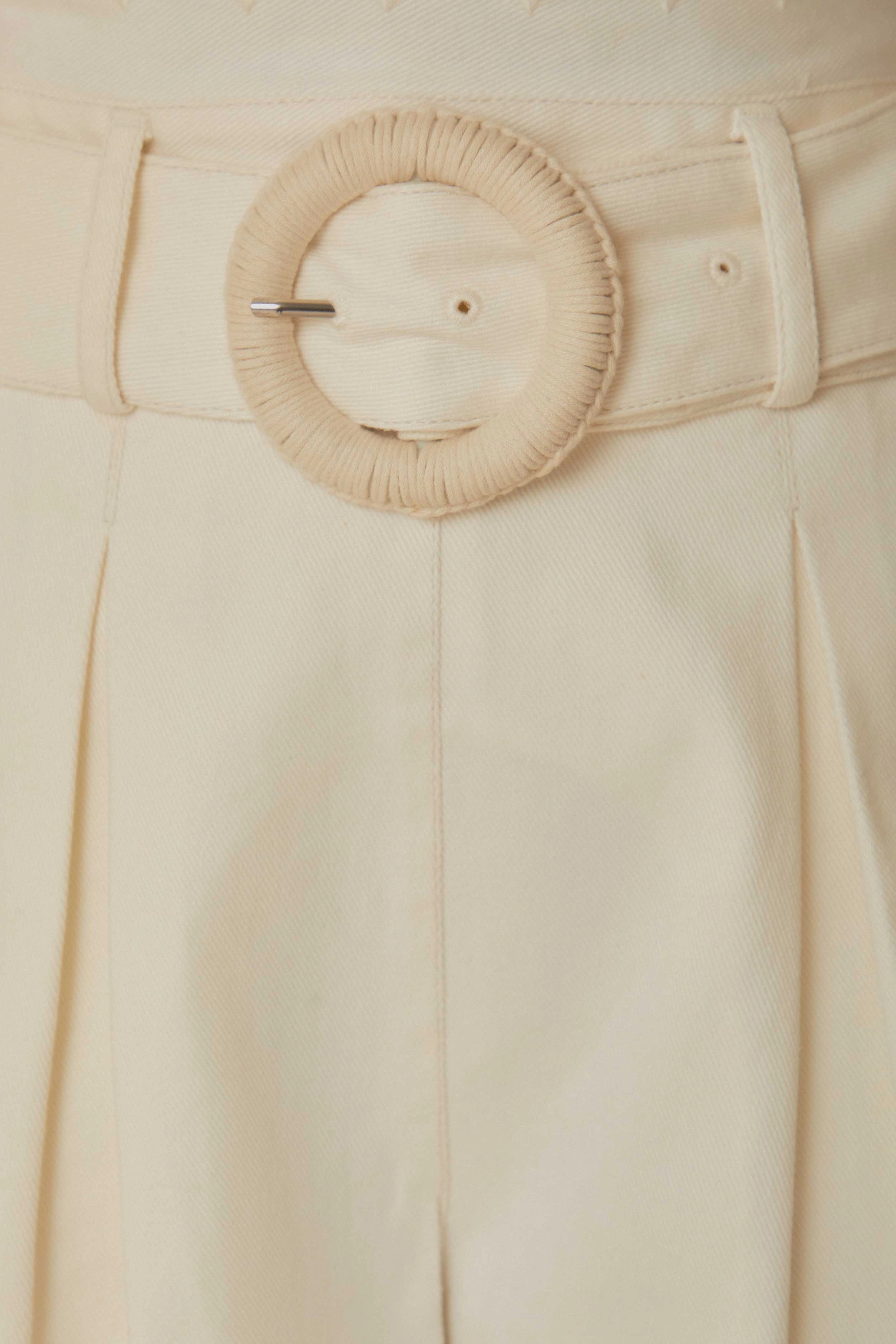 White Festone Belted Shorts Moisture Management System Beachwear