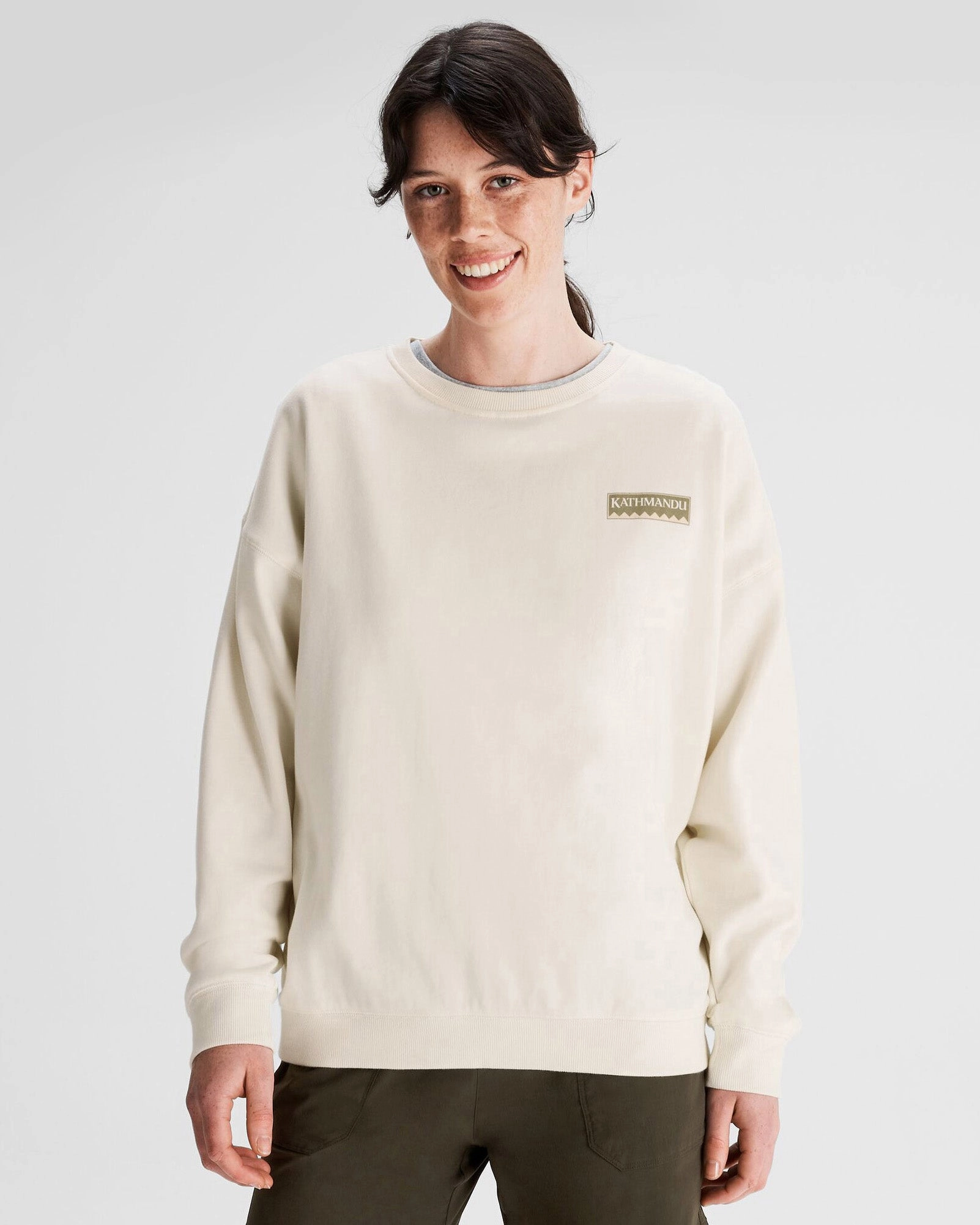 Women's Heritage Logo Slouchy LT BB Crew Sweatshirt - Natural No Bulk