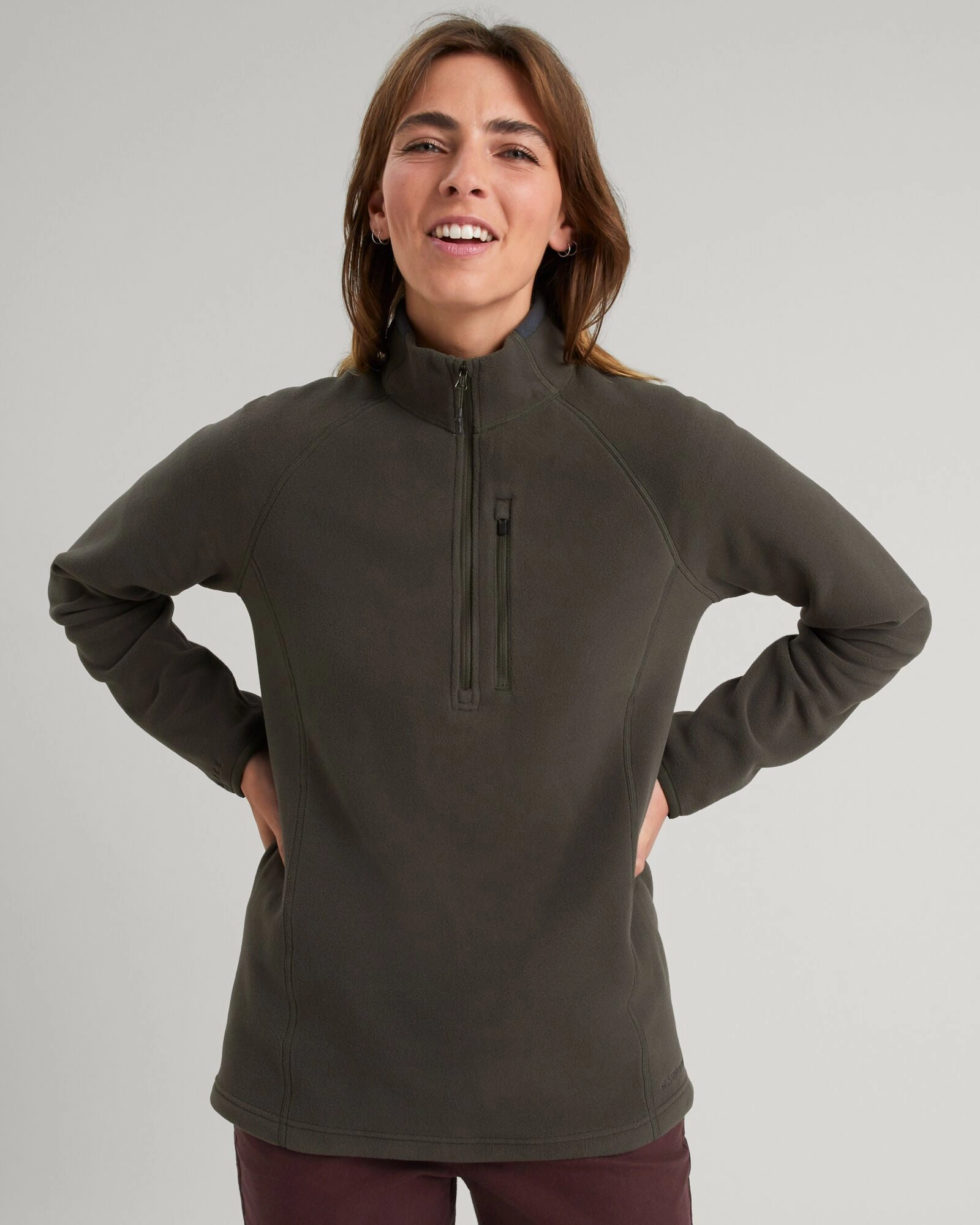 Layering Essential Essential Wardrobe Women's Ridge 100 PrimaLoft Bio Pullover - Dark Moss