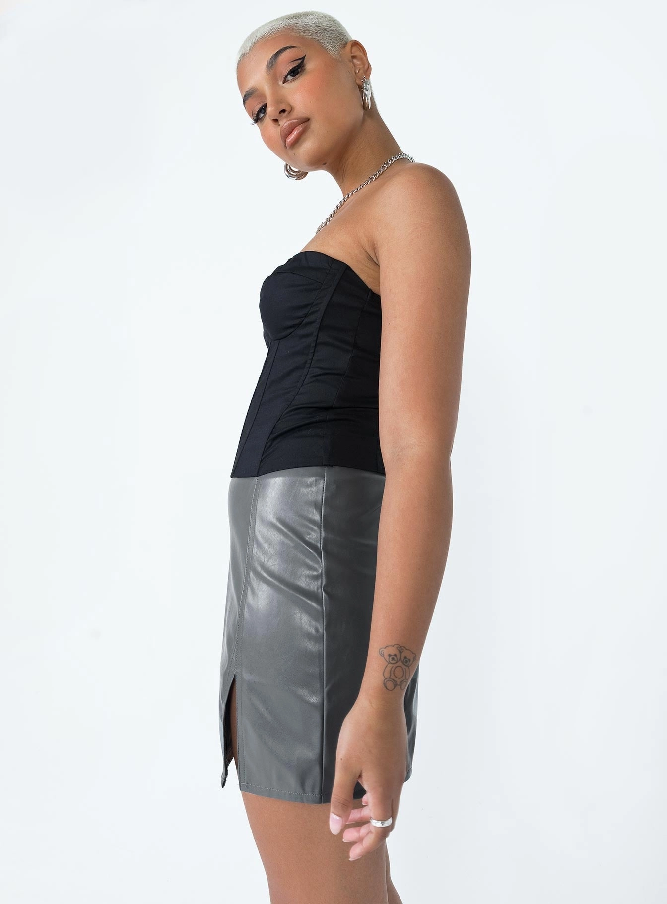 Cozy Tones Easy Combo Zahra PU Mini Skirt Grey