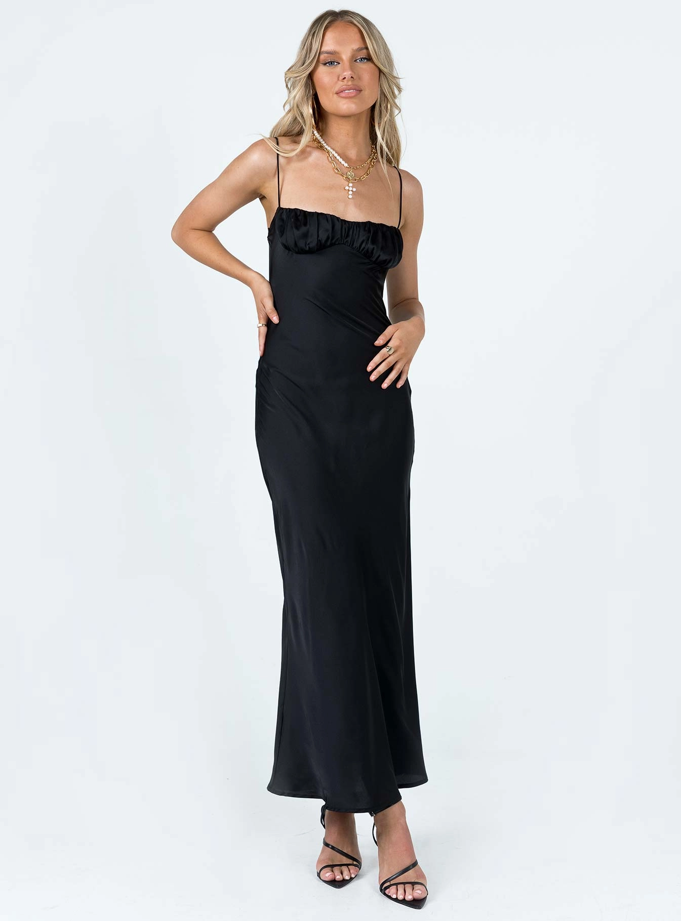 Fitted Style Shade Soft Zeller Maxi Dress Black
